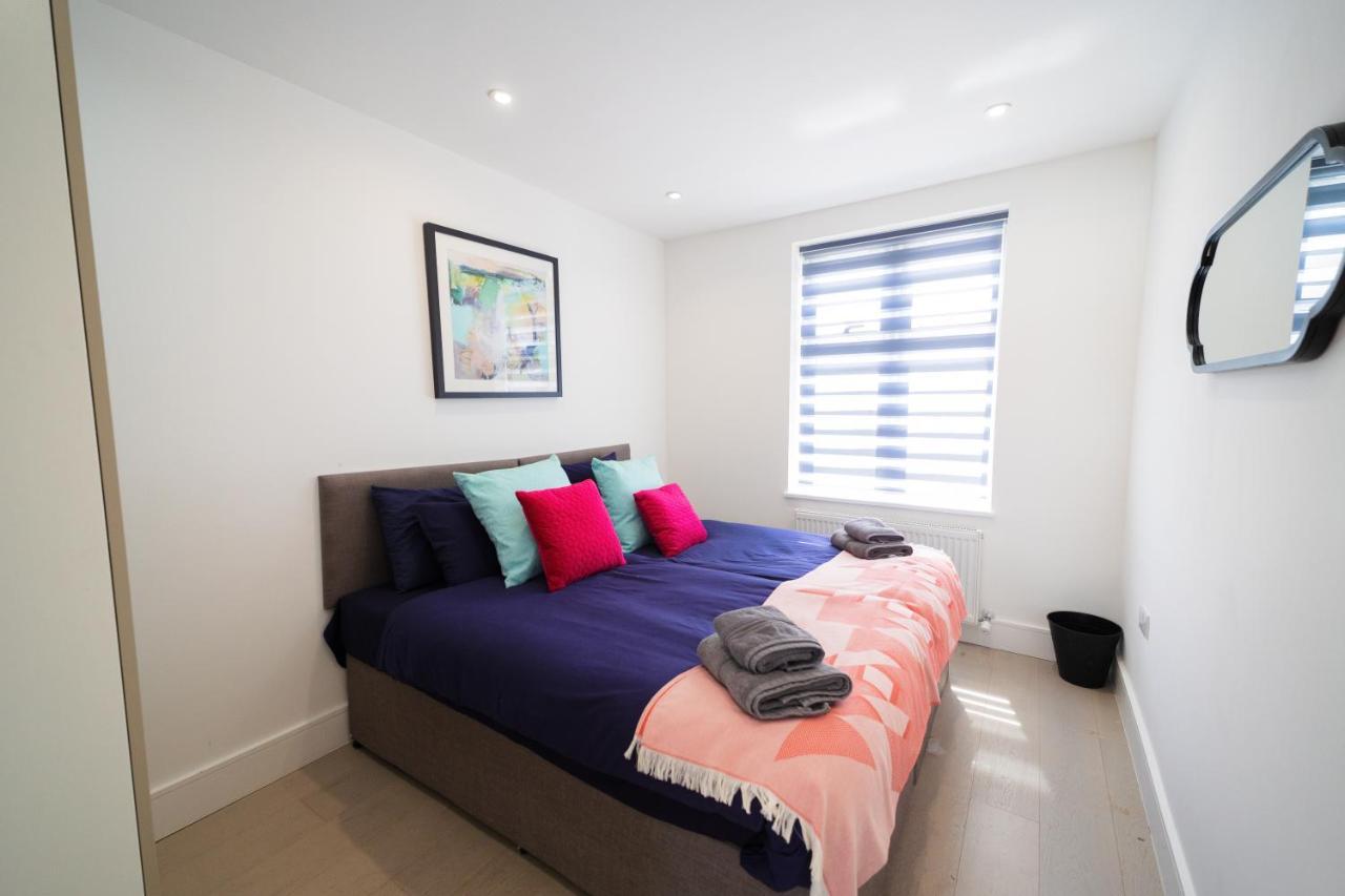 Star London Bell Lane 3-Bed Haven Apartment Hendon Bagian luar foto